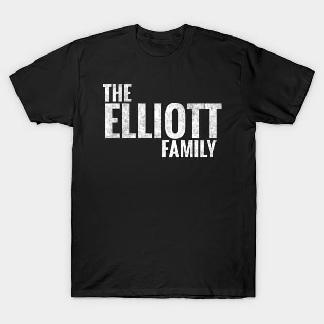 The Elliott Family Elliott Surname Elliott Last name T-Shirt by TeeLogic